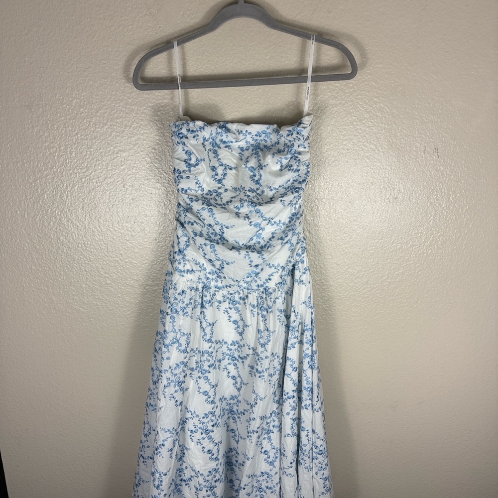 MAJORELLE Olenna Midi Dress in White & Blue - Picture 4 of 9